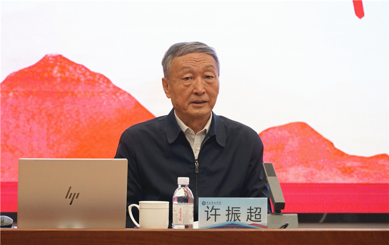 【半岛网】“人民工匠”许振超在Beat365官方网站畅谈“我走过的工匠路”