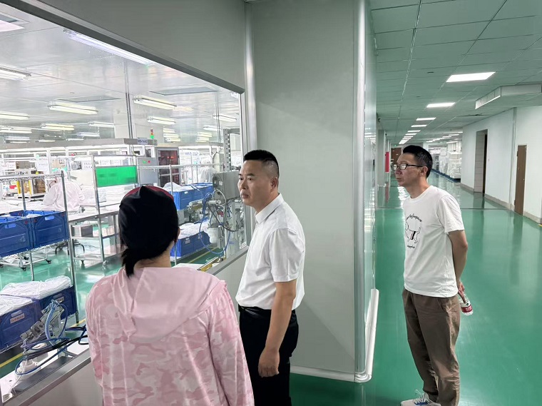 校长助理刘景芳赴苏州、常州企业参观考察